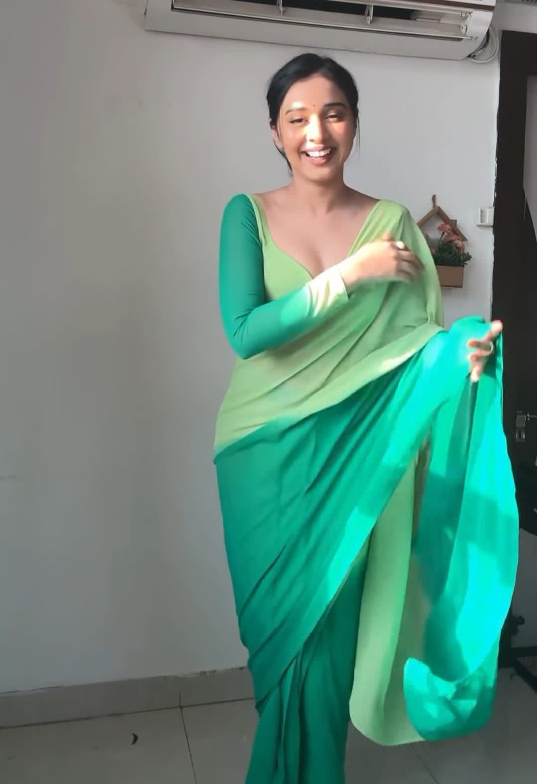 Pure Mint & Teal Ombre Soft Georgette Bandhani Digital Print Ready To Wear Saree
