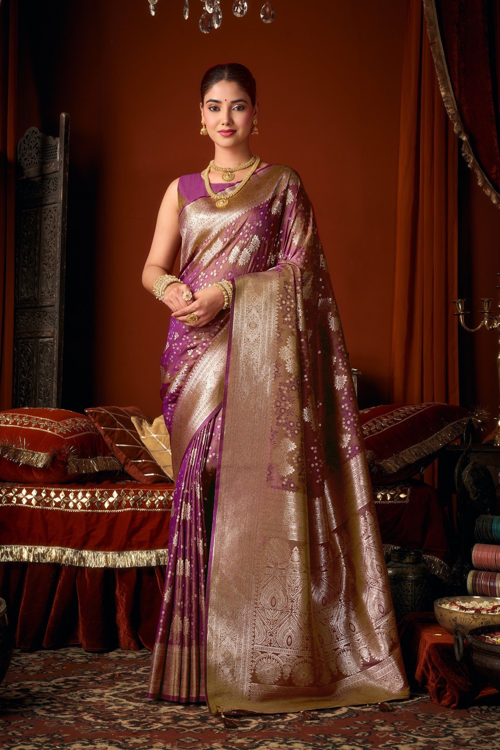 Jacquard Zari Weaving Soft Silk Saree