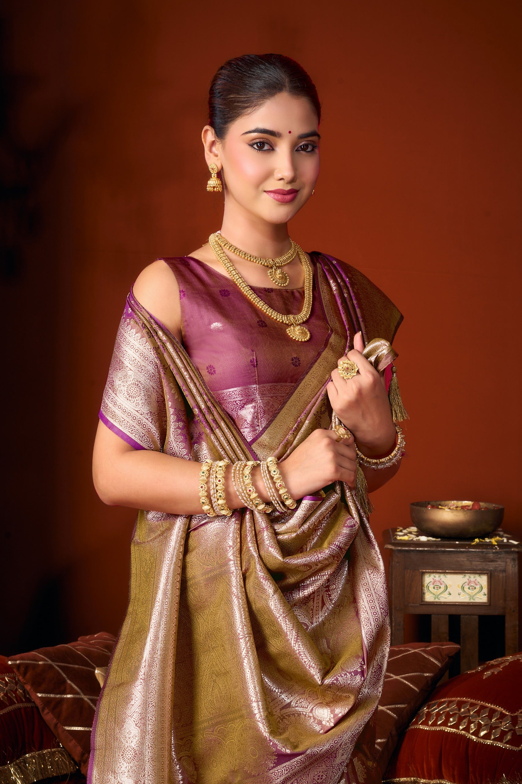 Jacquard Zari Weaving Soft Silk Saree