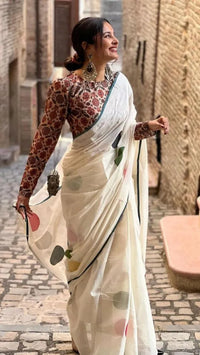 Beige Ethnic Motif Linen Cotton Saree with Teal Contrast Border – Sanskriti Saree