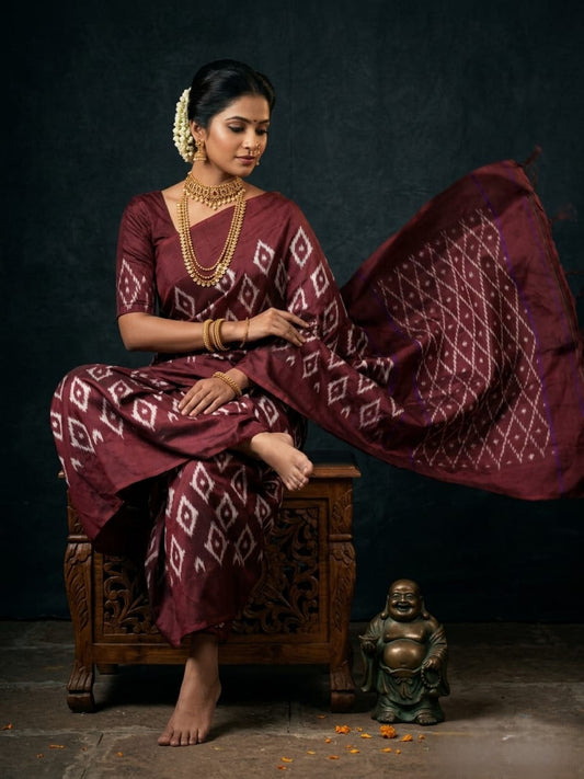 Maroon Barista Soft Silks Saree with Diamond Pattern Ethnic Weaving | Premium Collection