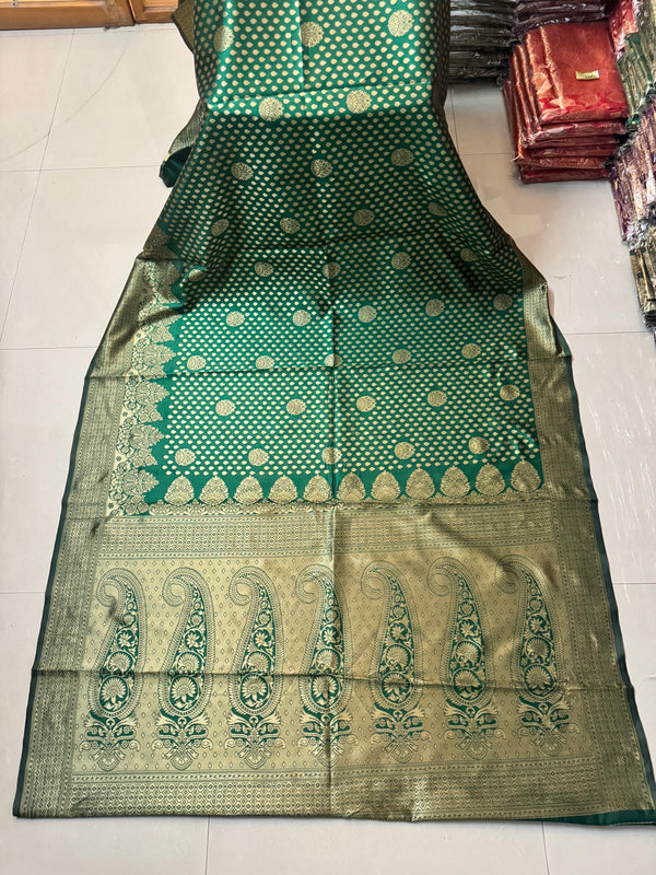 Beautiful Jaquard Saree For Women - Green