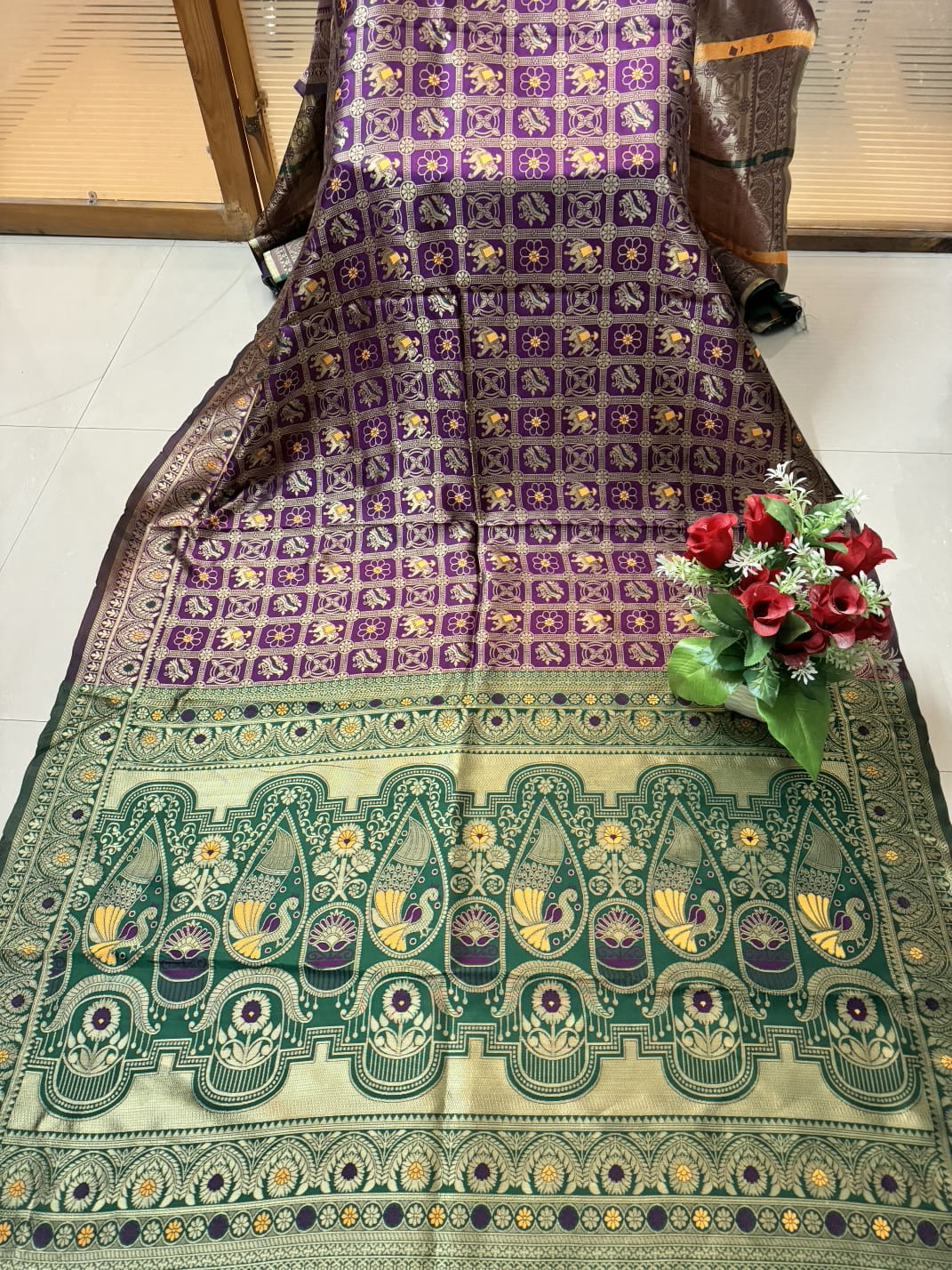 Beautiful Jaquard Saree For Women - Indigo