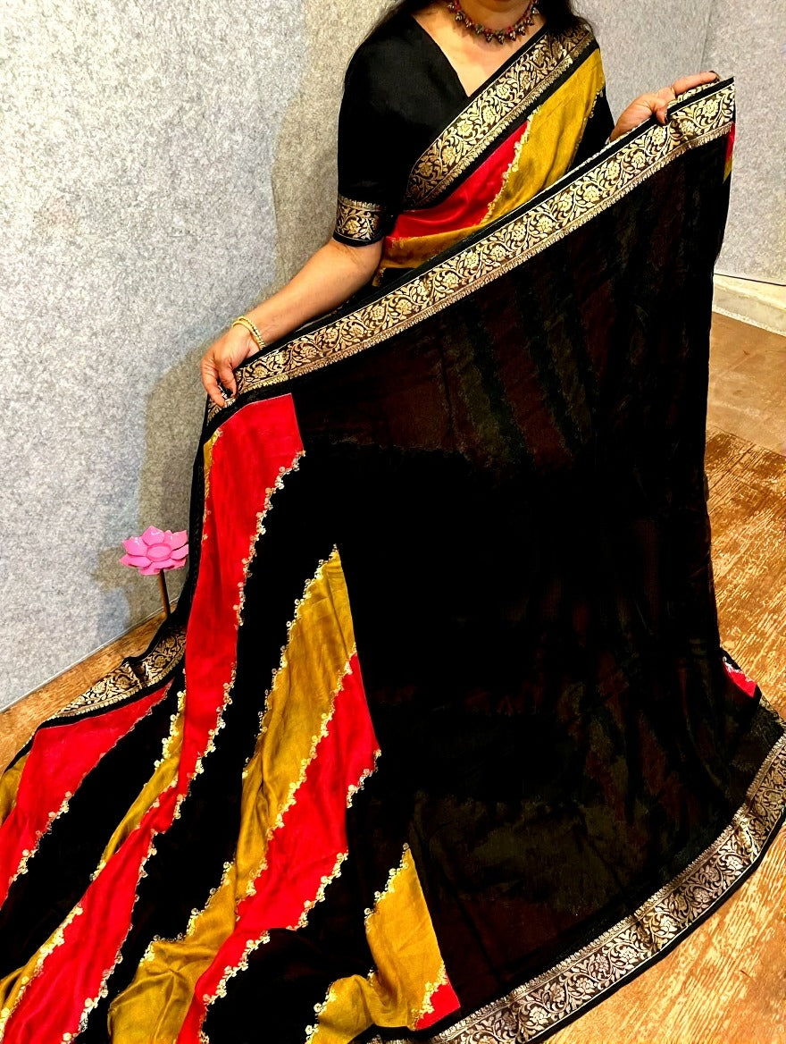 Soft Cotton Lehariya Foil Print Saree with Matching Running Blouse – Sanskriti Saree