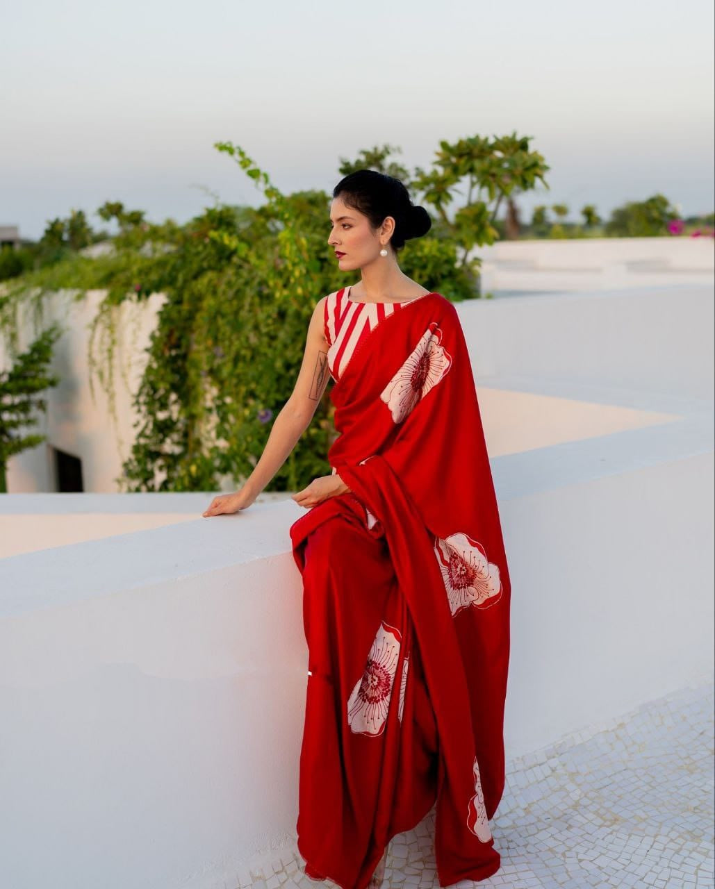 Bold Floral Print Satin Drape Saree