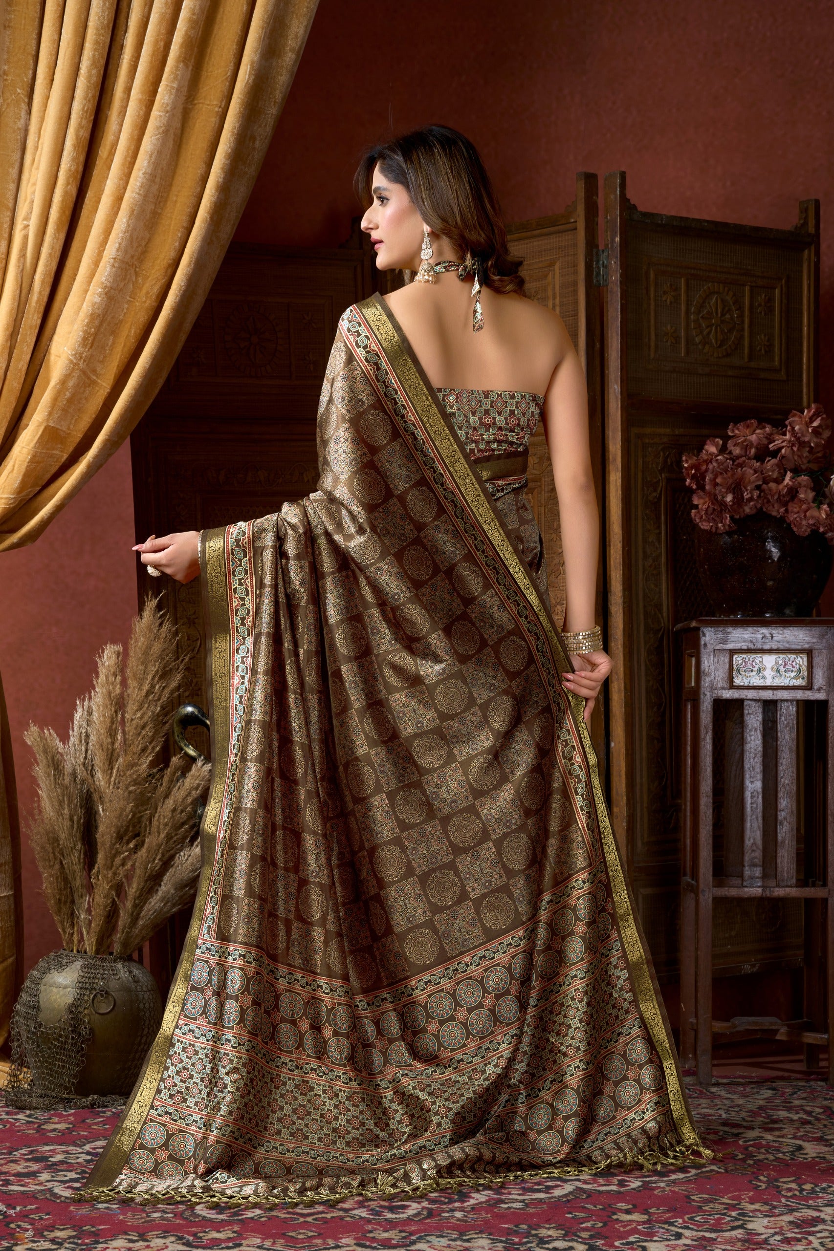 Geometric Ajrkh  Print Silk Saree