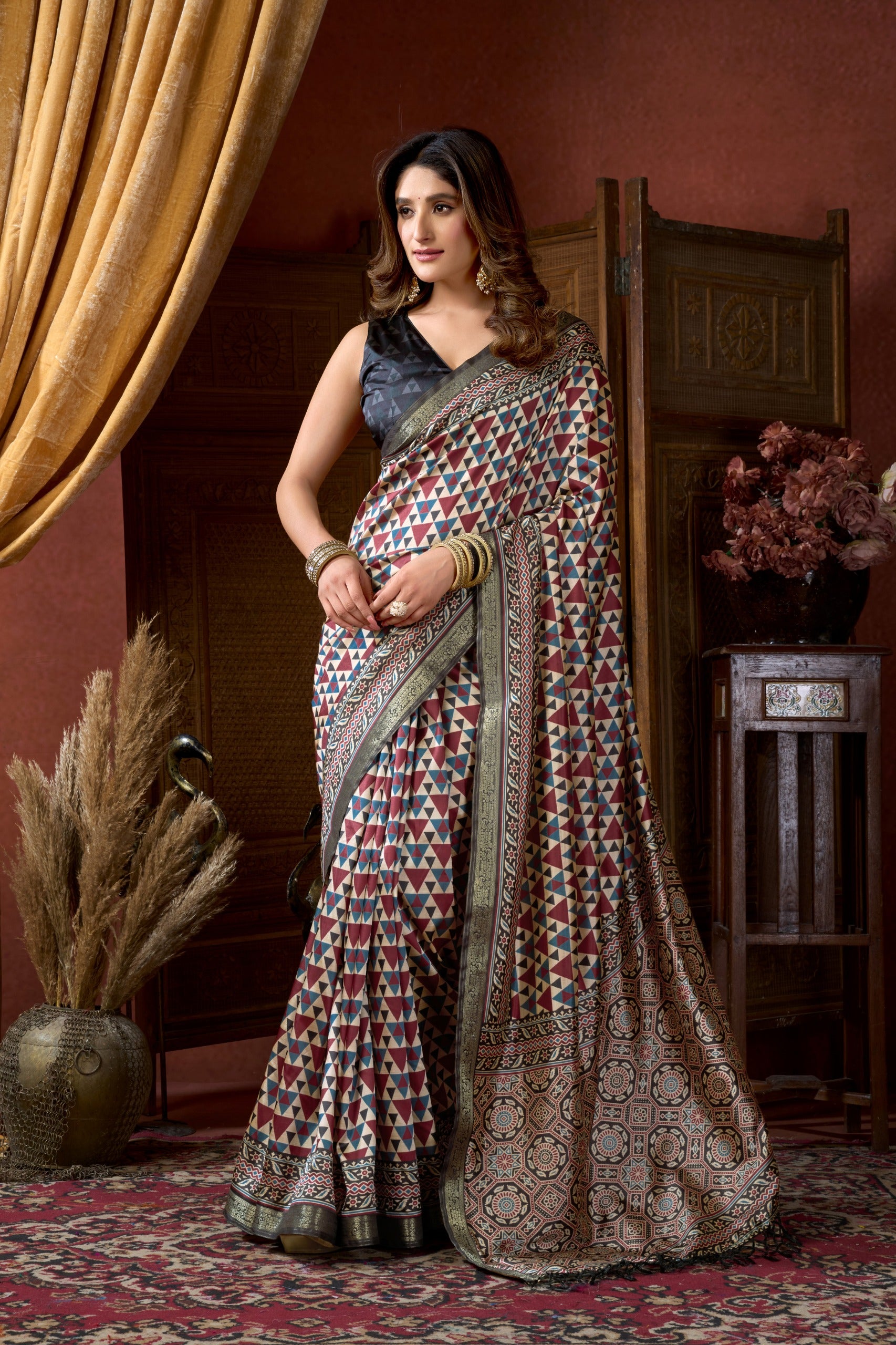 Geometric Ajrkh  Print Silk Saree
