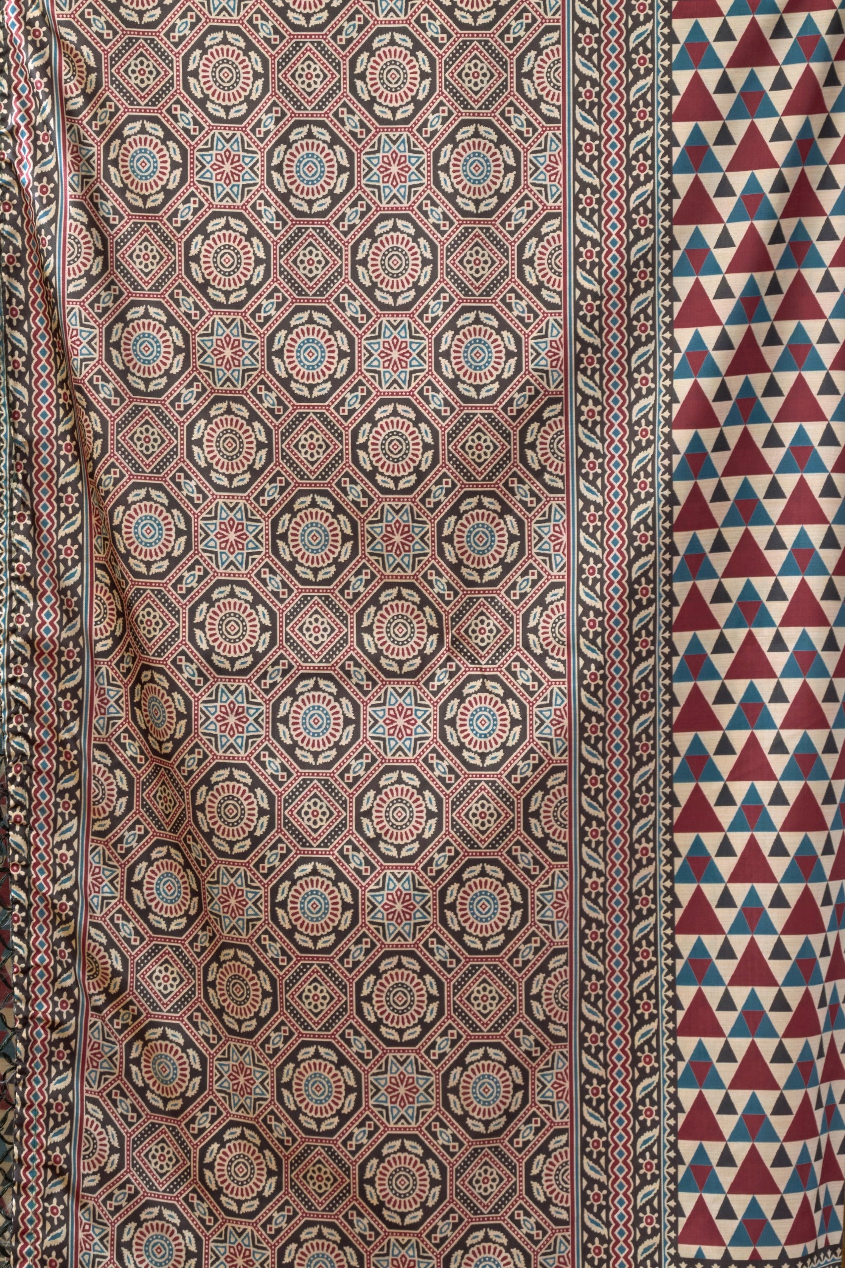 Geometric Ajrkh  Print Silk Saree