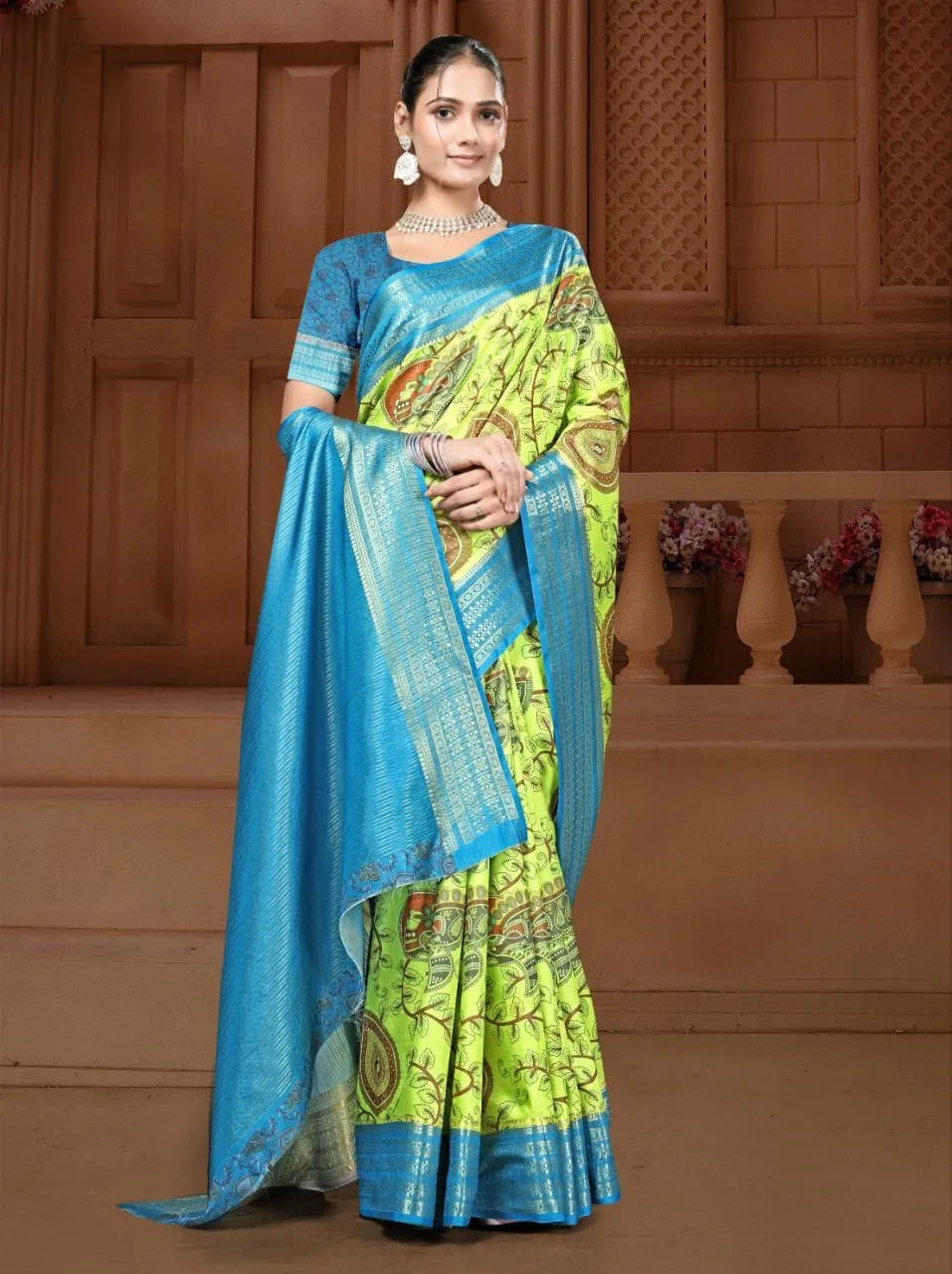 Fashion Fusion Semi-Crepe Tanjore Floral Saree