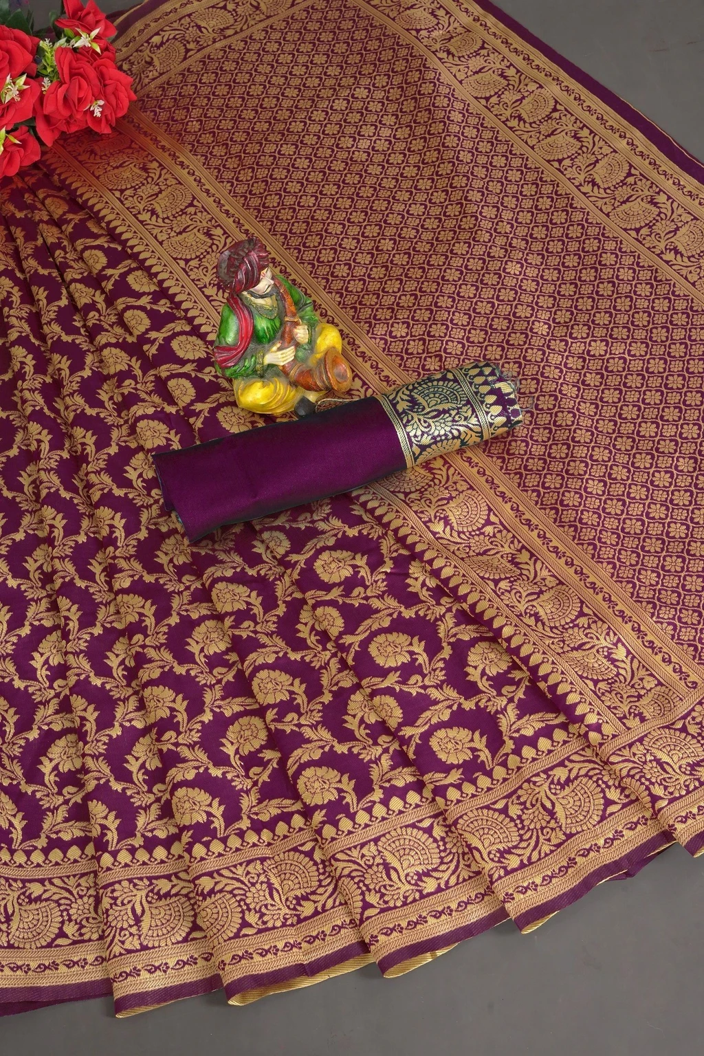 Beautiful Jaquard Saree For Women - Indigo