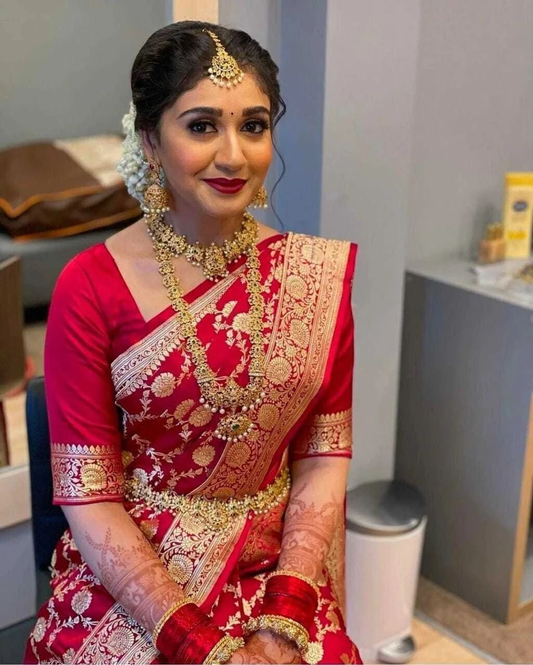 Beautiful Jaquard Saree For Women - Red
