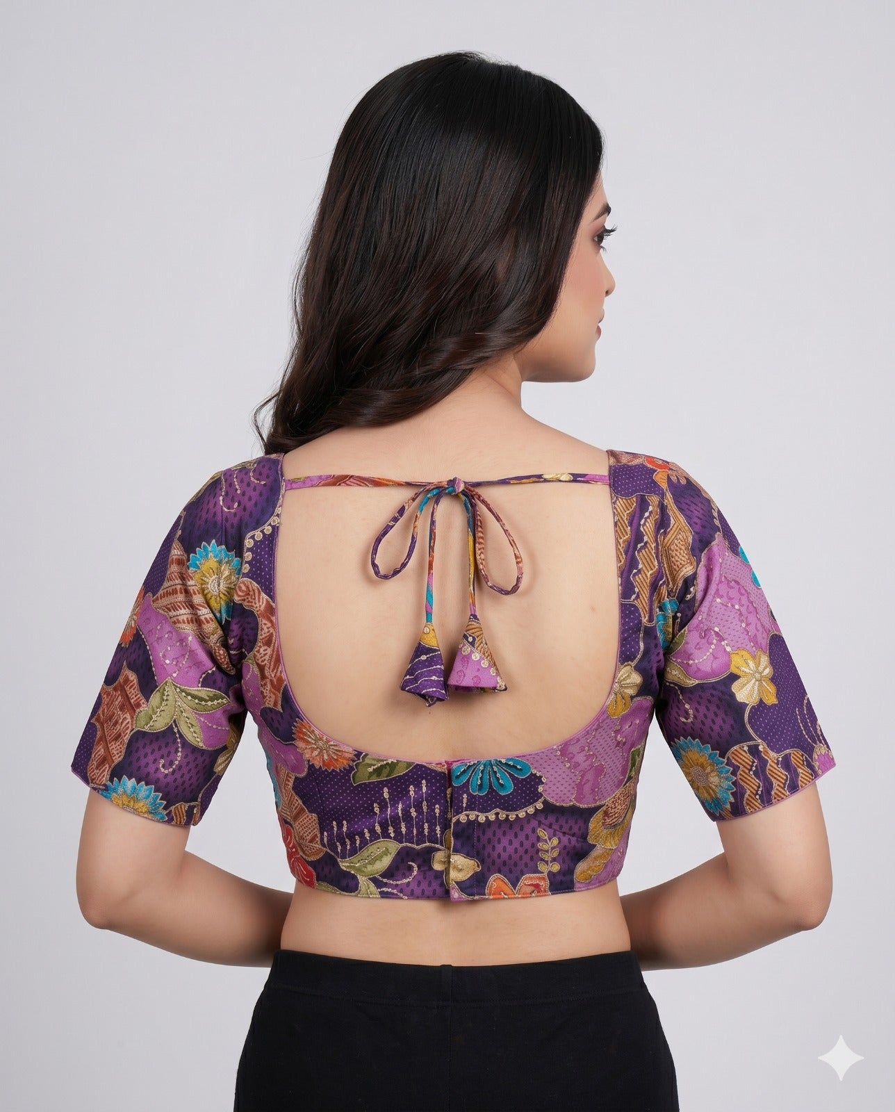 Gopigeet Sweetheart Neck Designer Embroidered Blouse