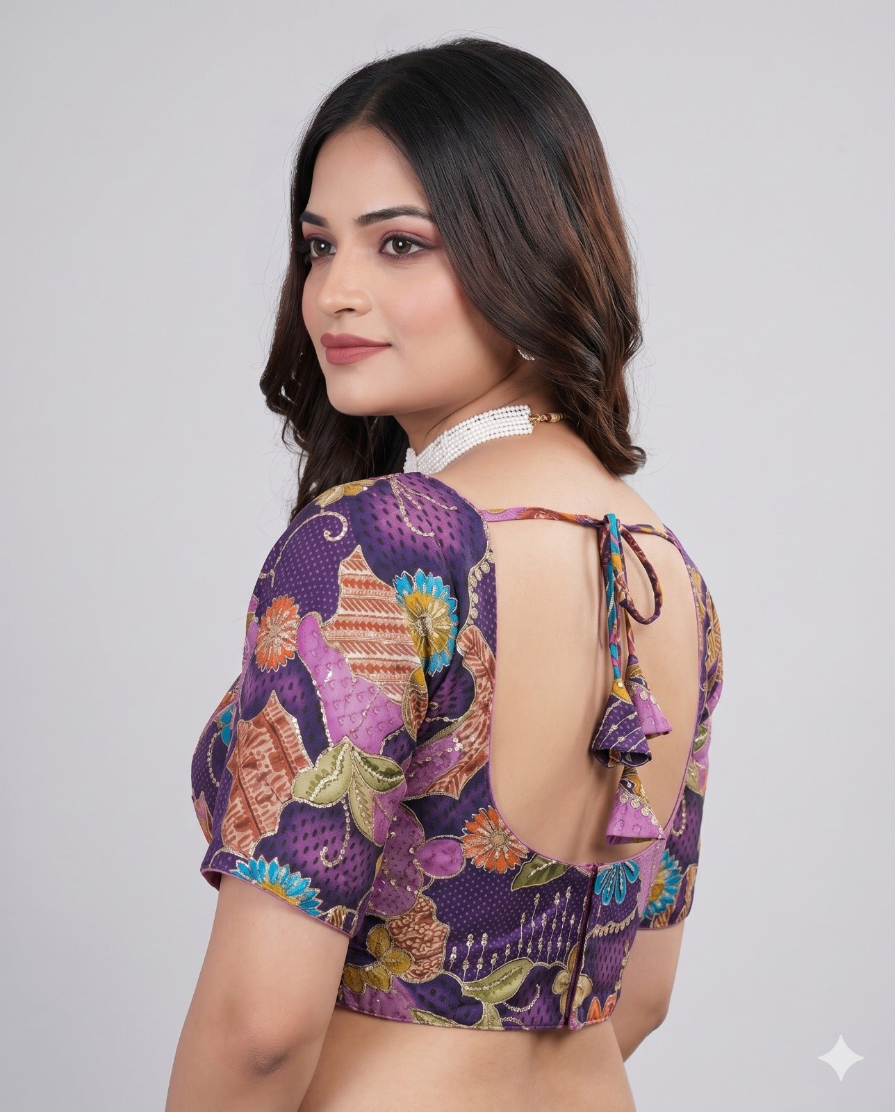 Gopigeet Sweetheart Neck Designer Embroidered Blouse