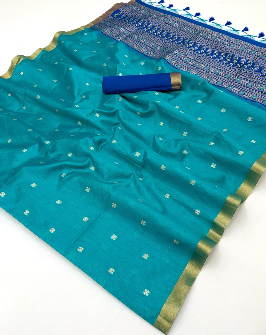 Kanoi Zardozi Rajtex Handloom Waving Silk Saree