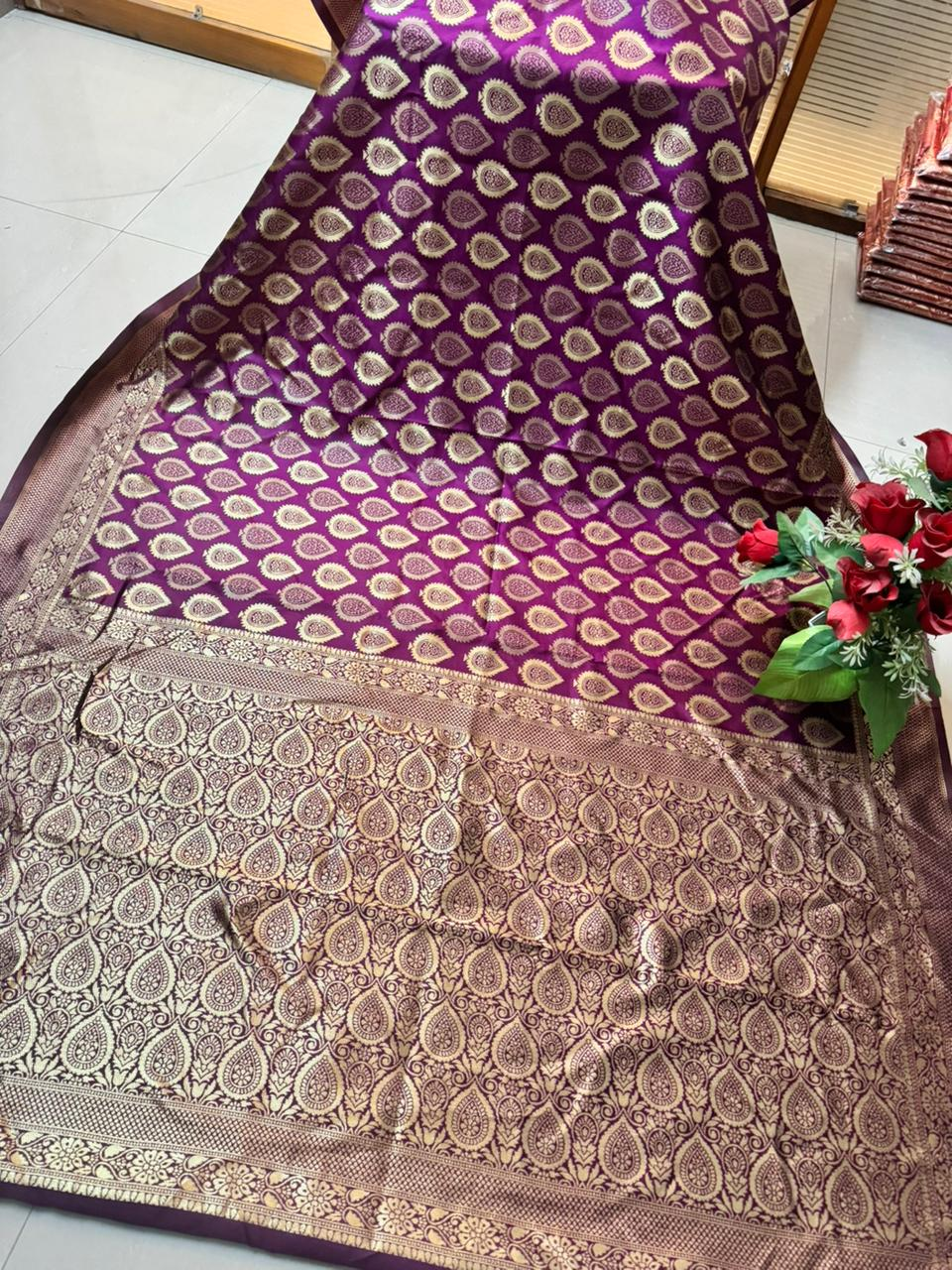 Beautiful Jaquard Saree For Women - Indigo