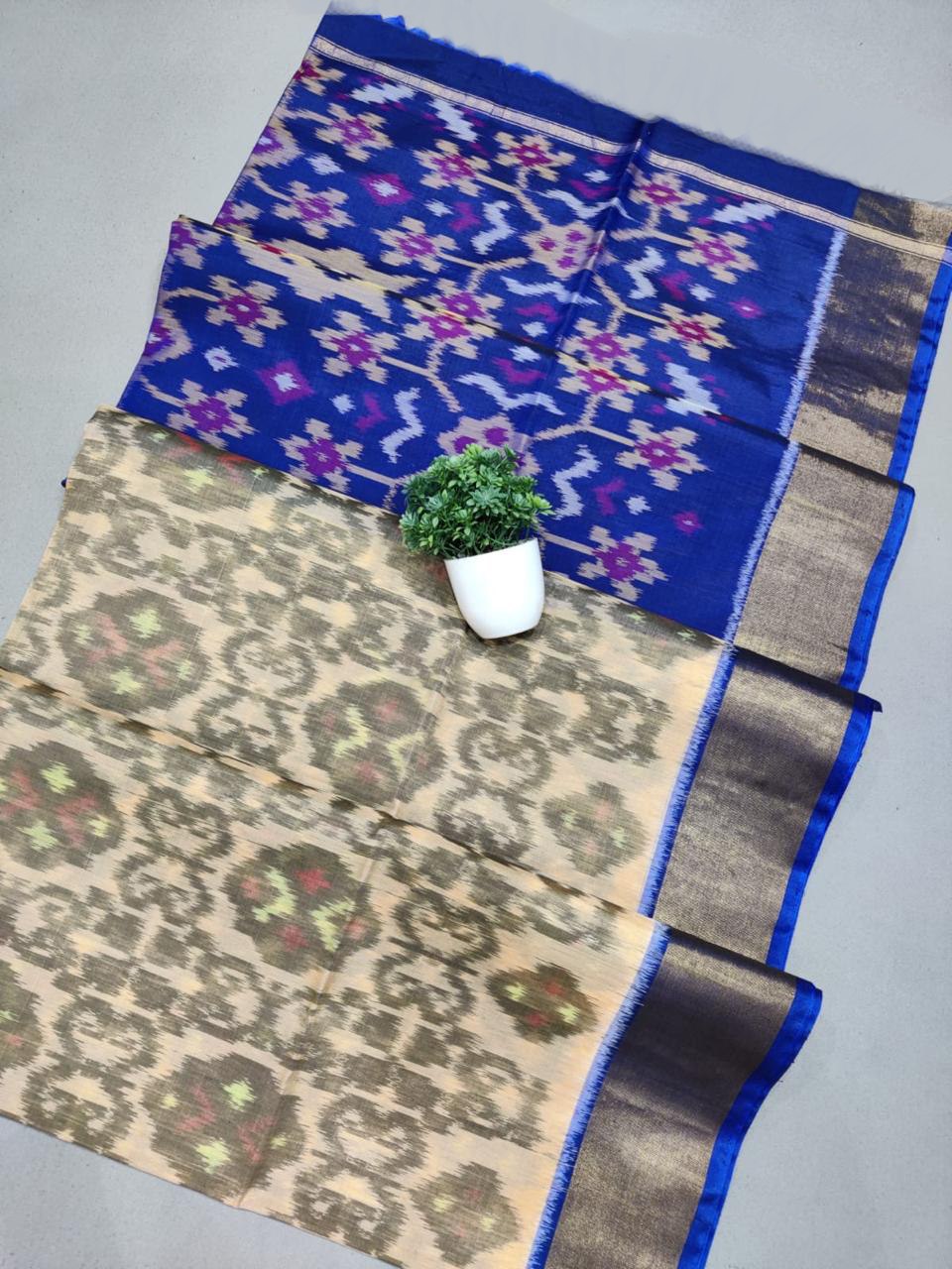 Statement Pochampally Ikkat Soft Silk Saree For Special Events | Premium Collection