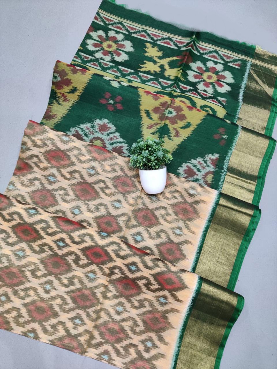 Grand Pochampally Festive Wear Saree In Soft Silk Fabric | Premium Collection