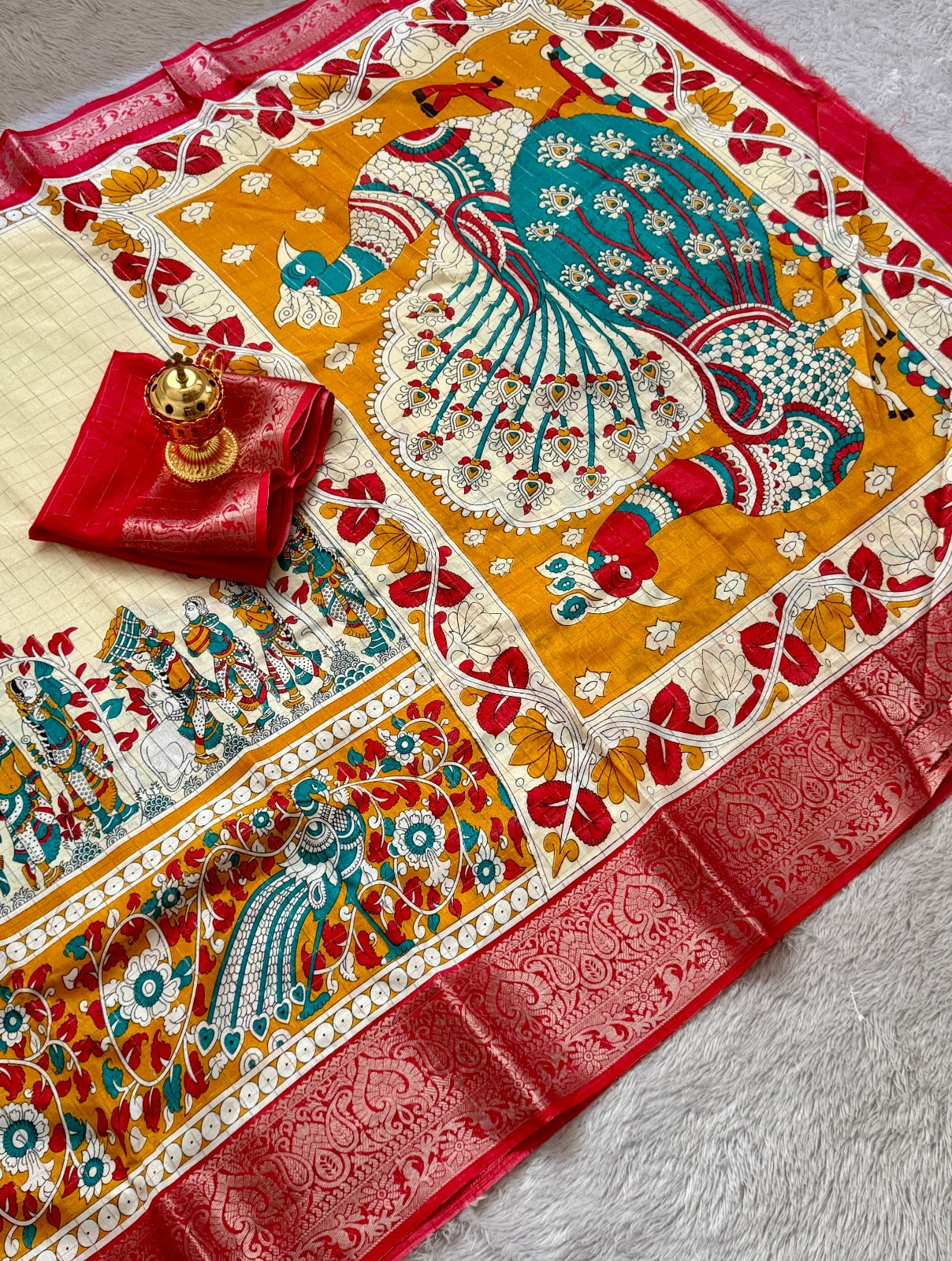 Soft Dola Silk Beautiful Checked Kamalkari Print