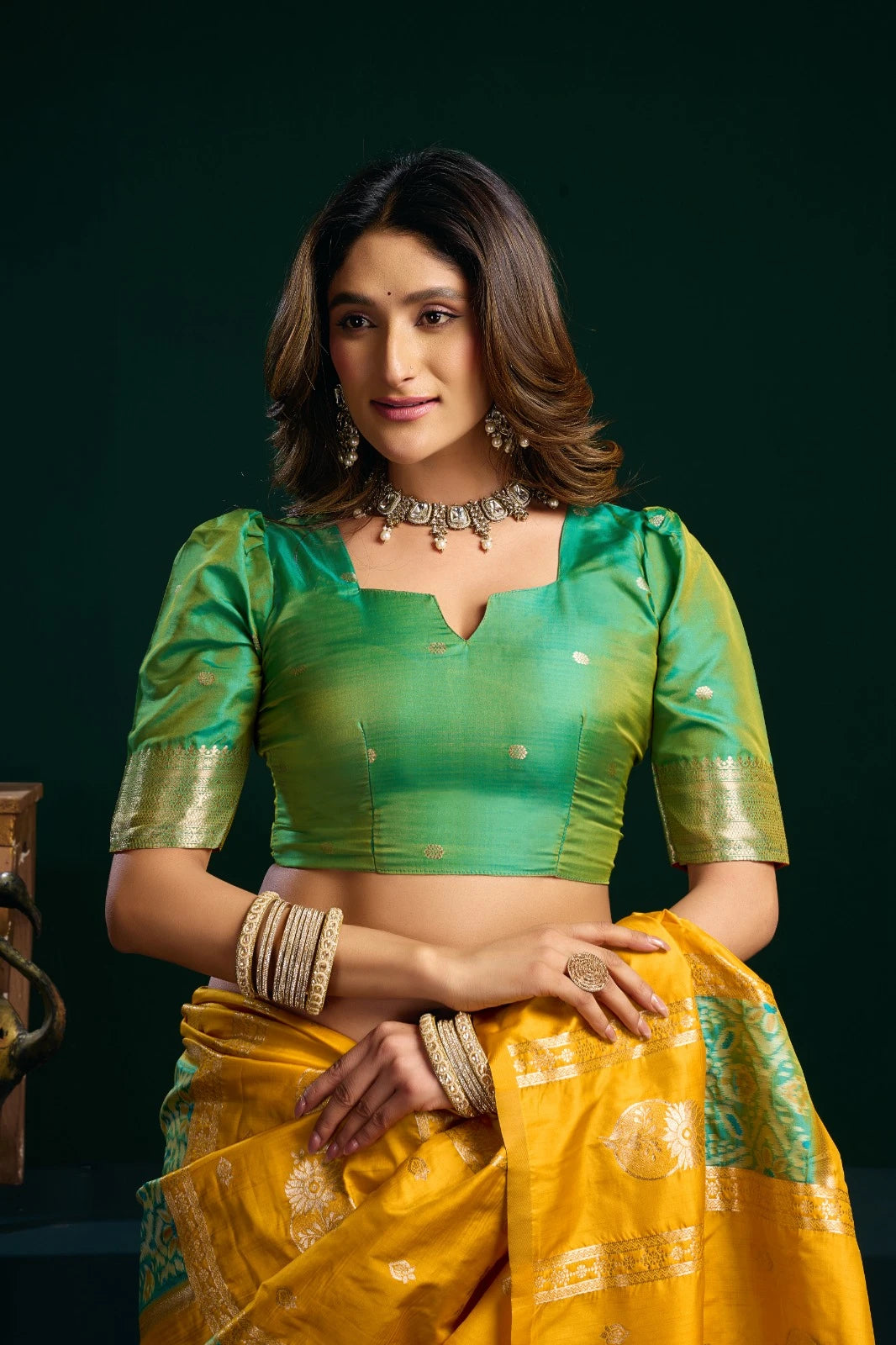 Swara Banarasi Soft Silk Zari Weaving Saree