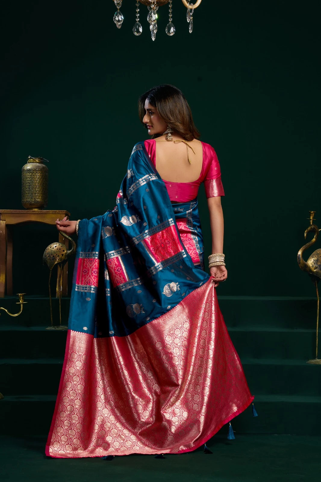 Swara Banarasi Soft Silk Zari Weaving Saree