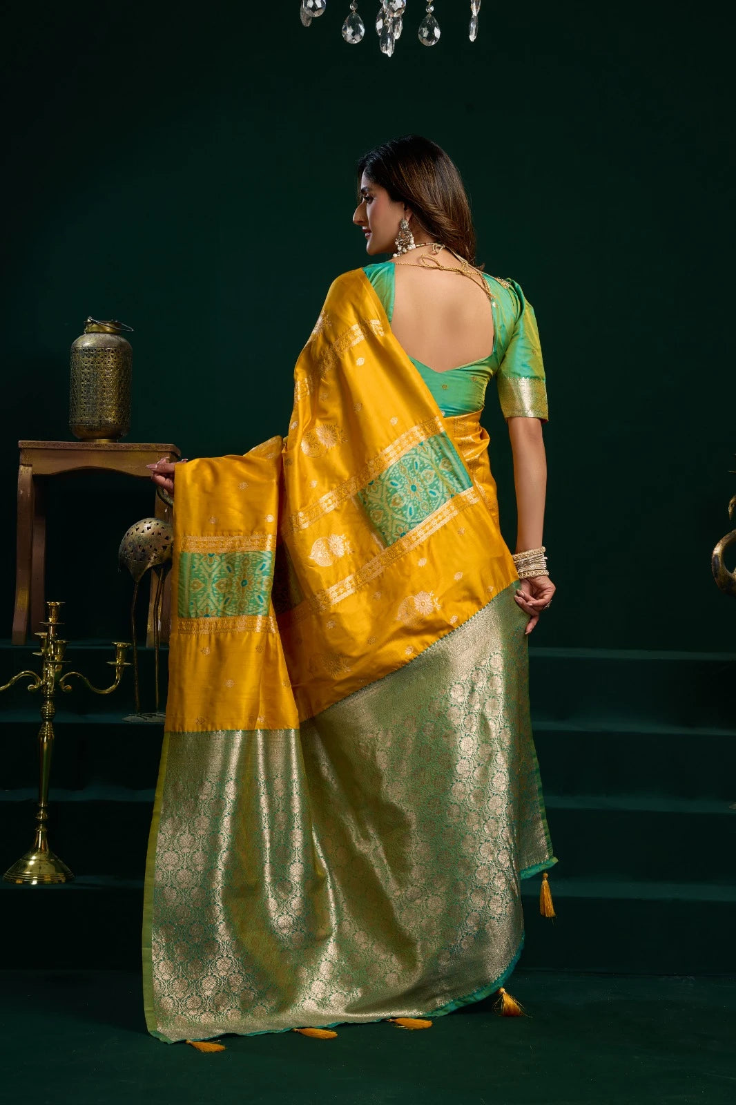 Swara Banarasi Soft Silk Zari Weaving Saree